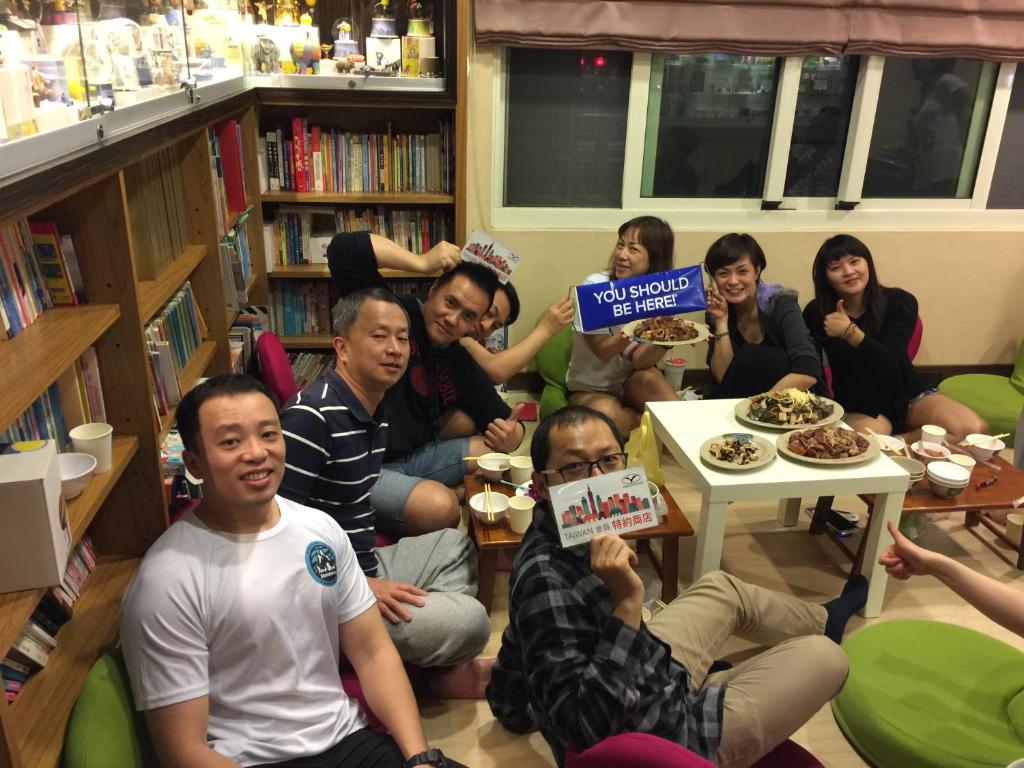 Doll House Lodge room 6